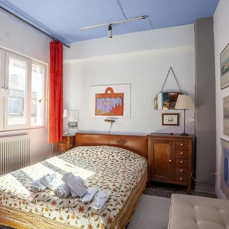 Greek Retro Decor & Wesanderson's Movies Design * Soluň
