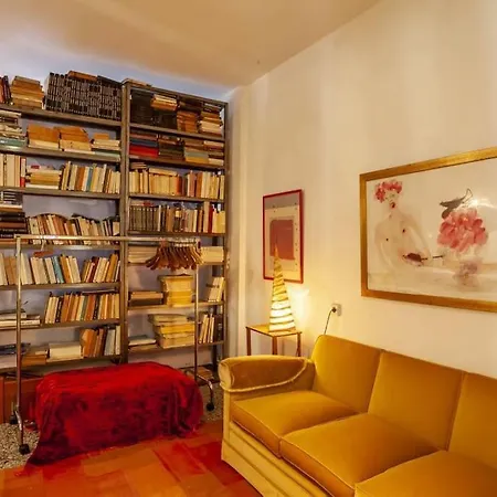 Apartment Greek Retro Decor & Wesanderson's Movies Design *