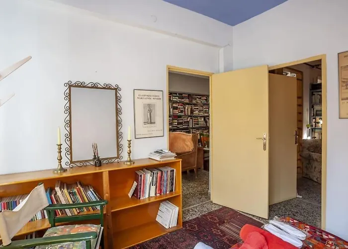Greek Retro Decor & Wesanderson's Movies Design Apartment *