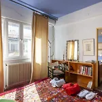 Апартаменты Greek Retro Decor & Wesanderson's Movies Design